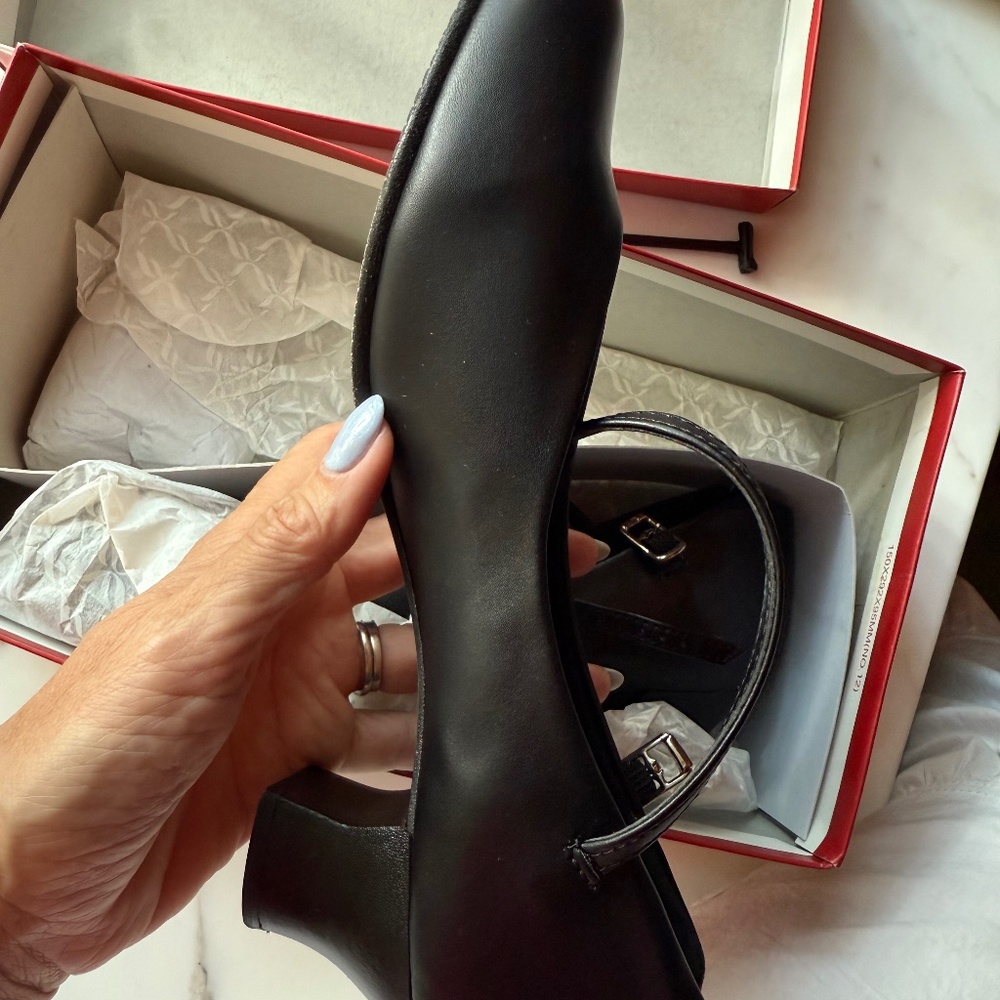 Black Capezio Character Shoes size 9M